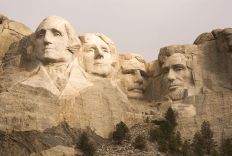 1168 Mount Rushmore